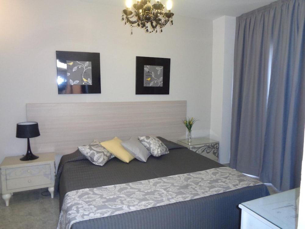 Irenes Tourist Apartments ليماسول المظهر الخارجي الصورة