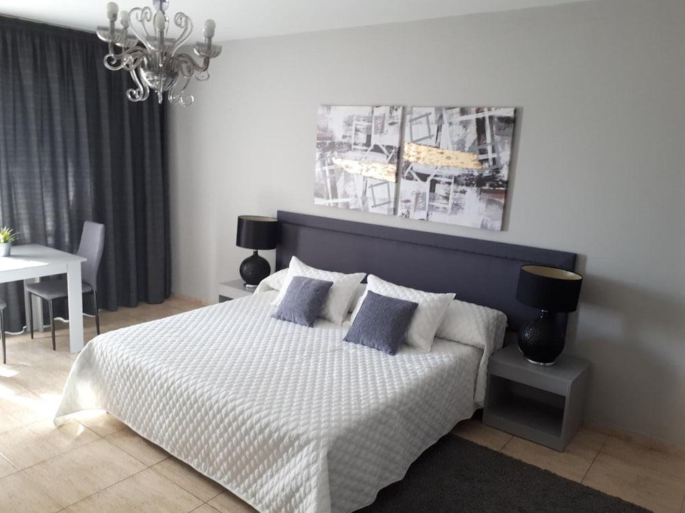 Irenes Tourist Apartments ليماسول المظهر الخارجي الصورة