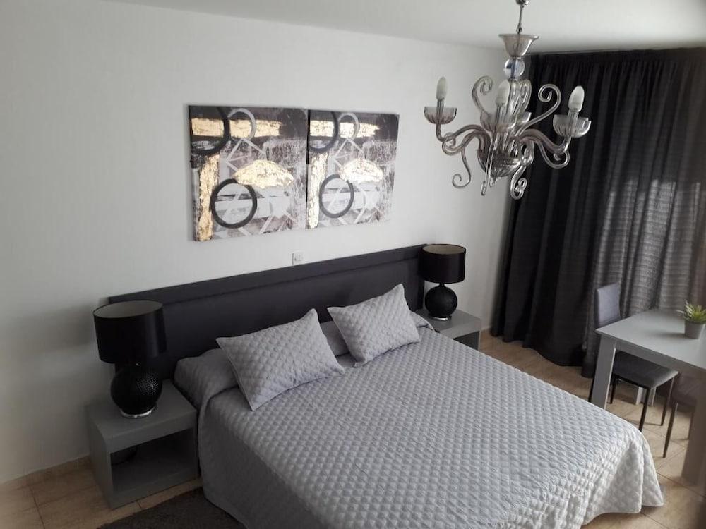Irenes Tourist Apartments ليماسول المظهر الخارجي الصورة