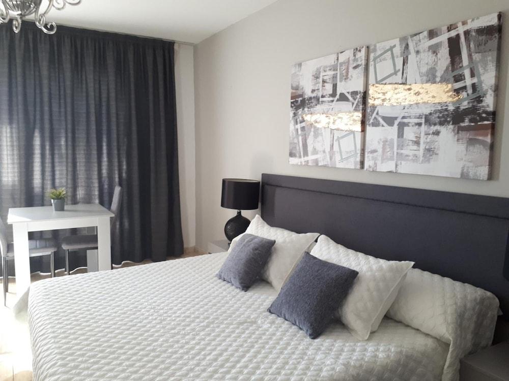 Irenes Tourist Apartments ليماسول المظهر الخارجي الصورة