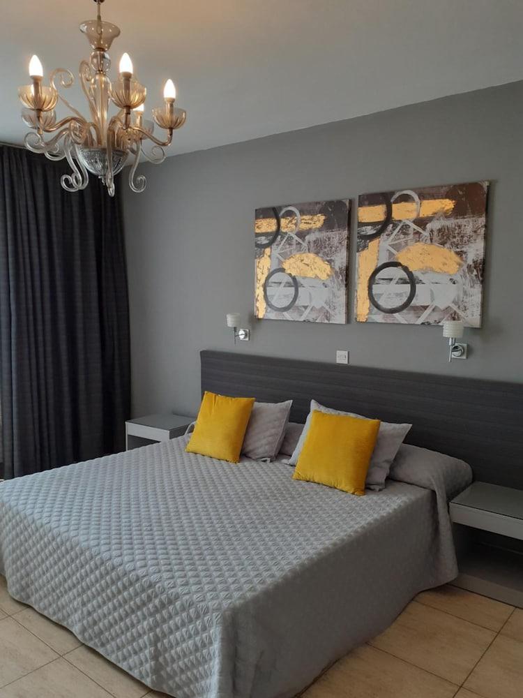 Irenes Tourist Apartments ليماسول المظهر الخارجي الصورة