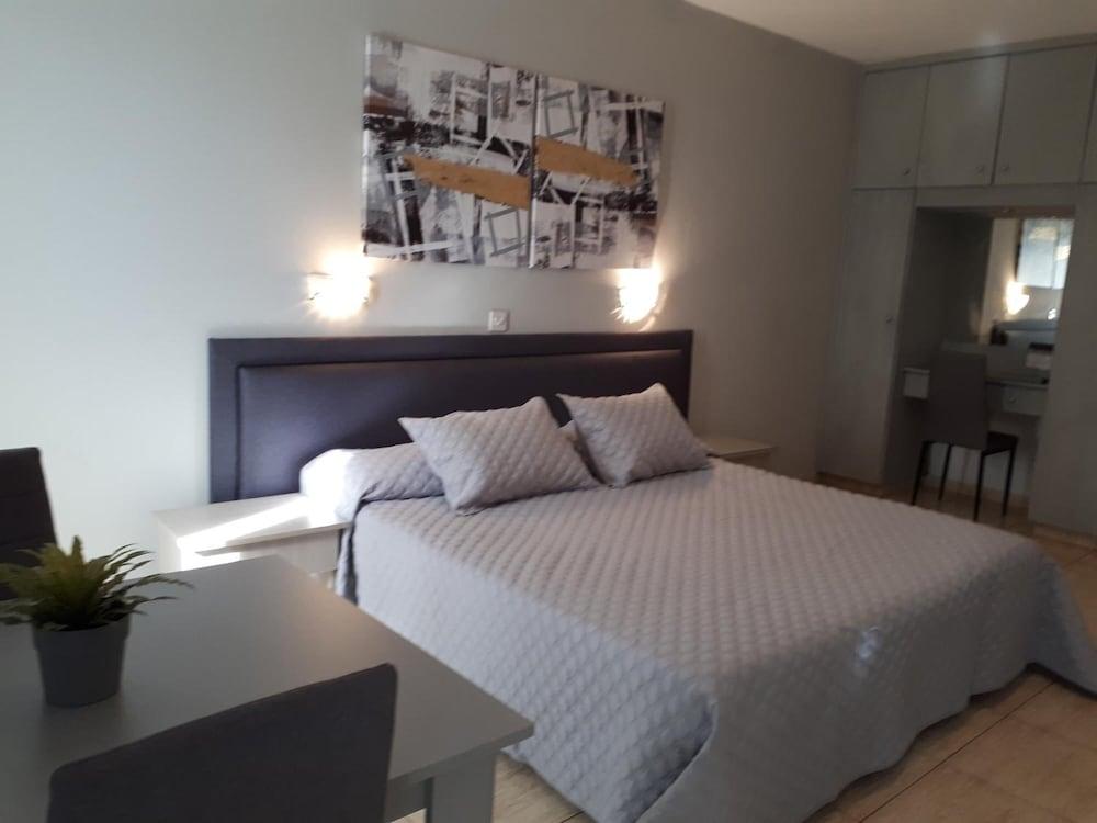 Irenes Tourist Apartments ليماسول المظهر الخارجي الصورة