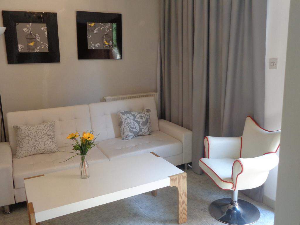 Irenes Tourist Apartments ليماسول المظهر الخارجي الصورة